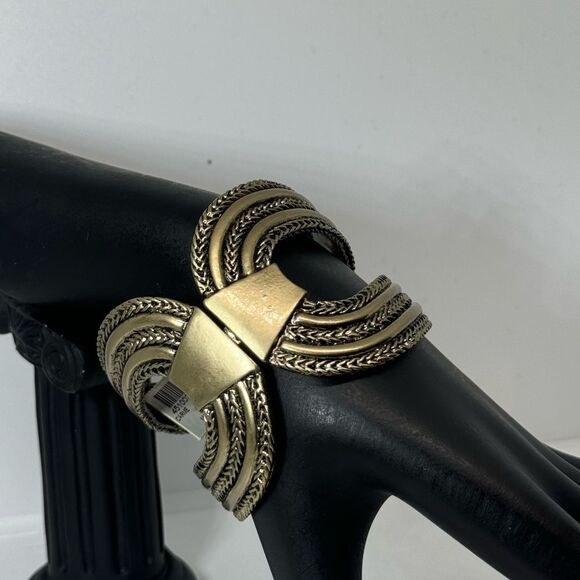 Chicos Chunky Textured Hinged Bangle Bracelet - Picture 3 of 16